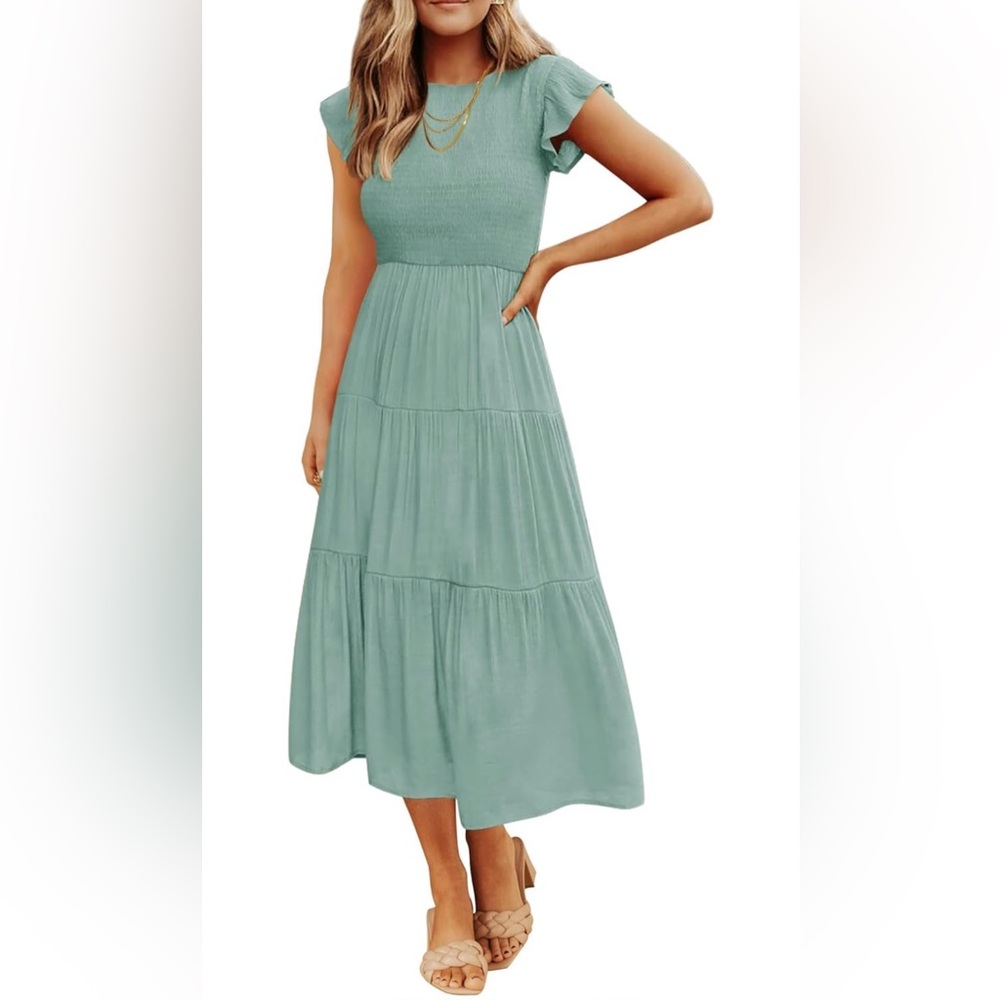 Medium Zesica sage green smocked maxi dress pockets boho cottagecore boutique - Picture 10 of 10